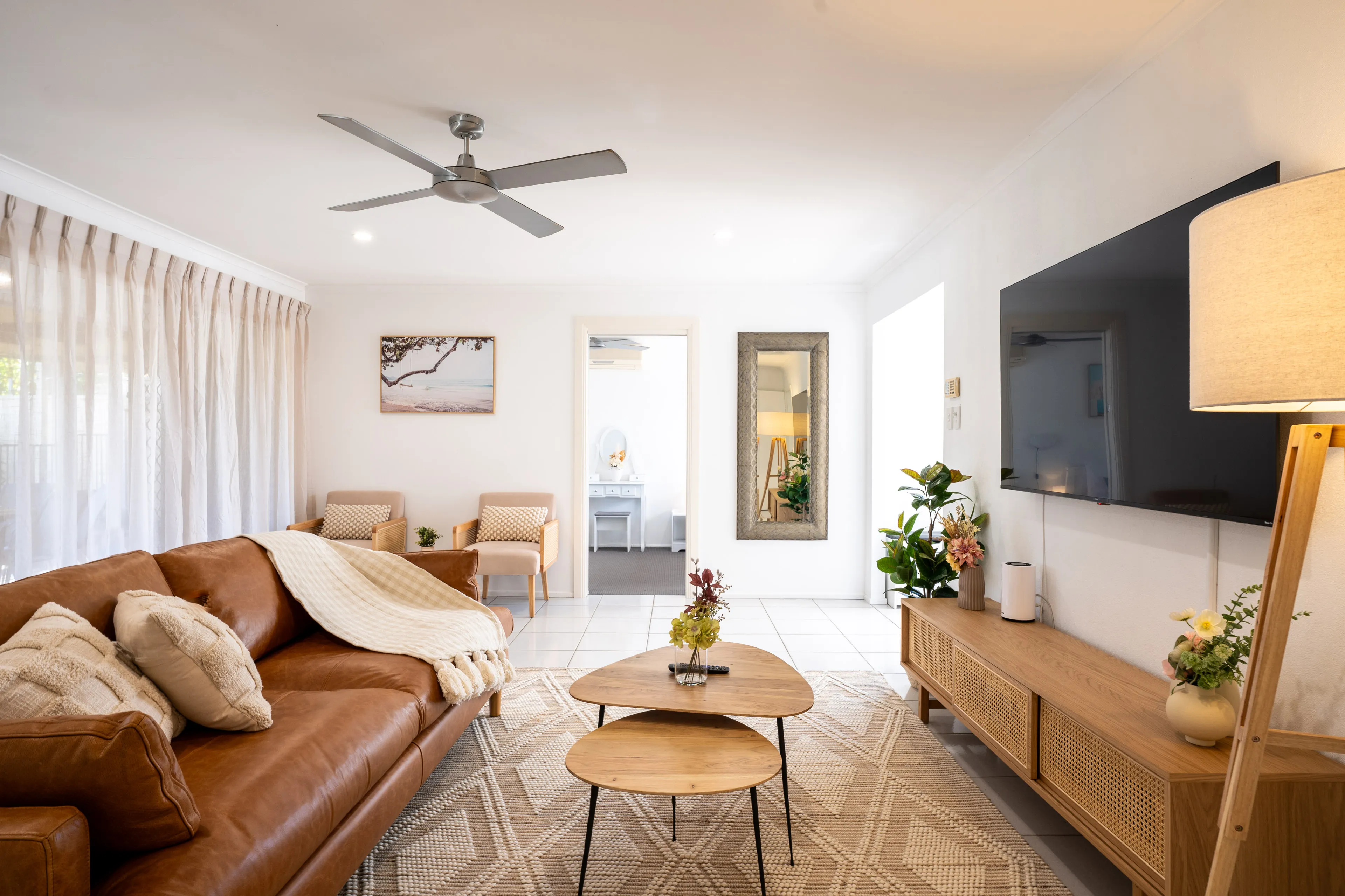 Lavish 4BD Waterfront Family Escape!